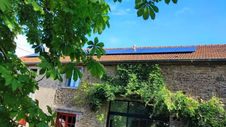 Installation photovoltaïque 6 kWc à Aubigny la Ronce (21340)